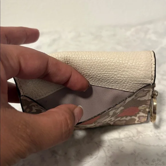 Coach Floral Envelope card Holder - Picture 6 of 12
